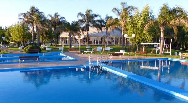 Termas y Parques Acuáticos